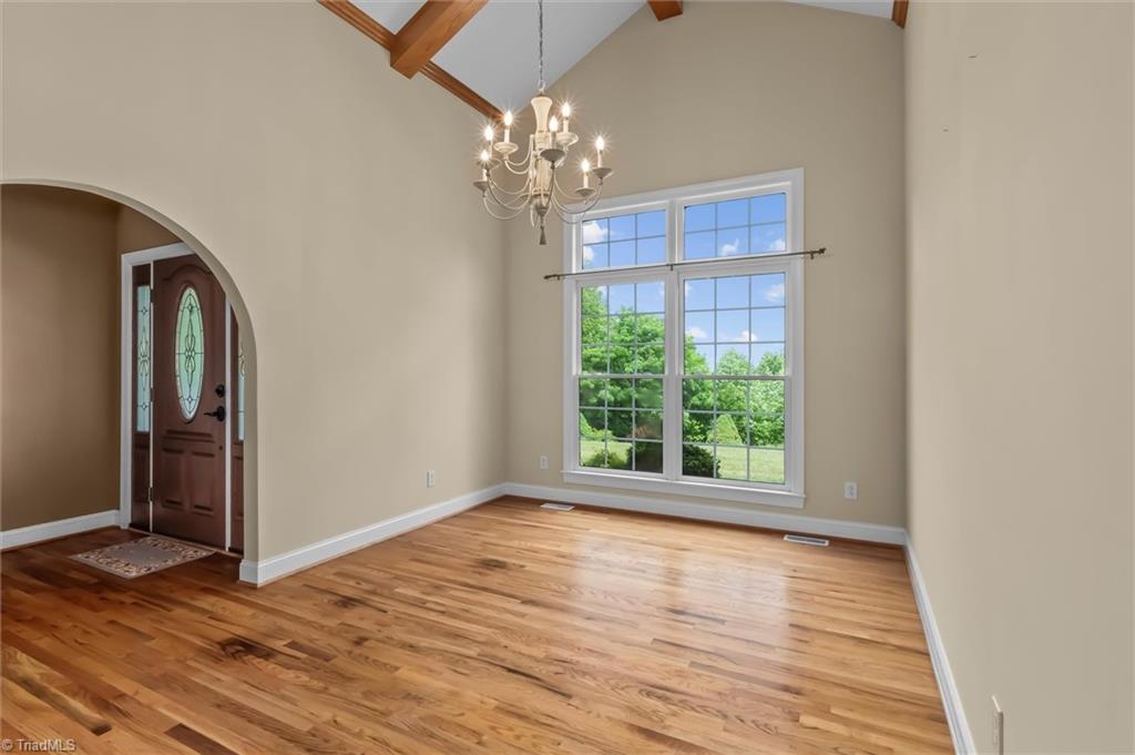 1148 Town N Country Drive