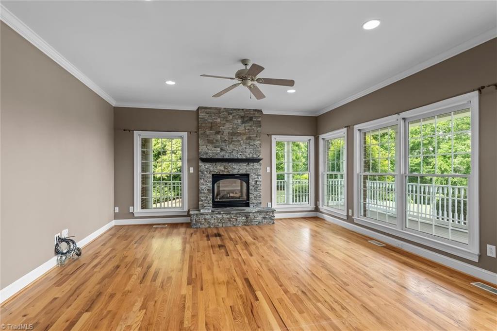 1148 Town N Country Drive