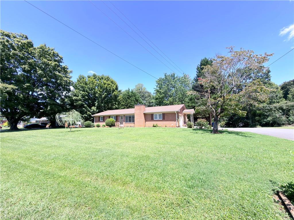 776 Country Club Drive