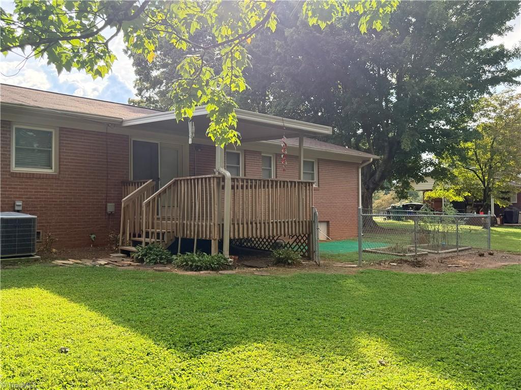 776 Country Club Drive
