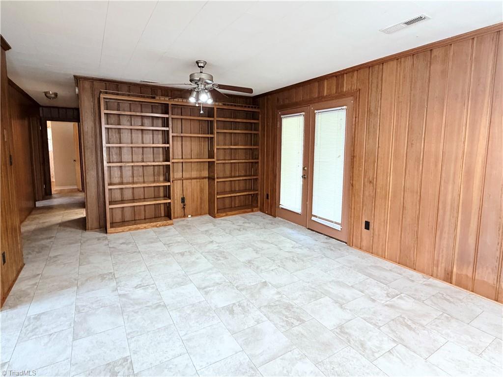 776 Country Club Drive