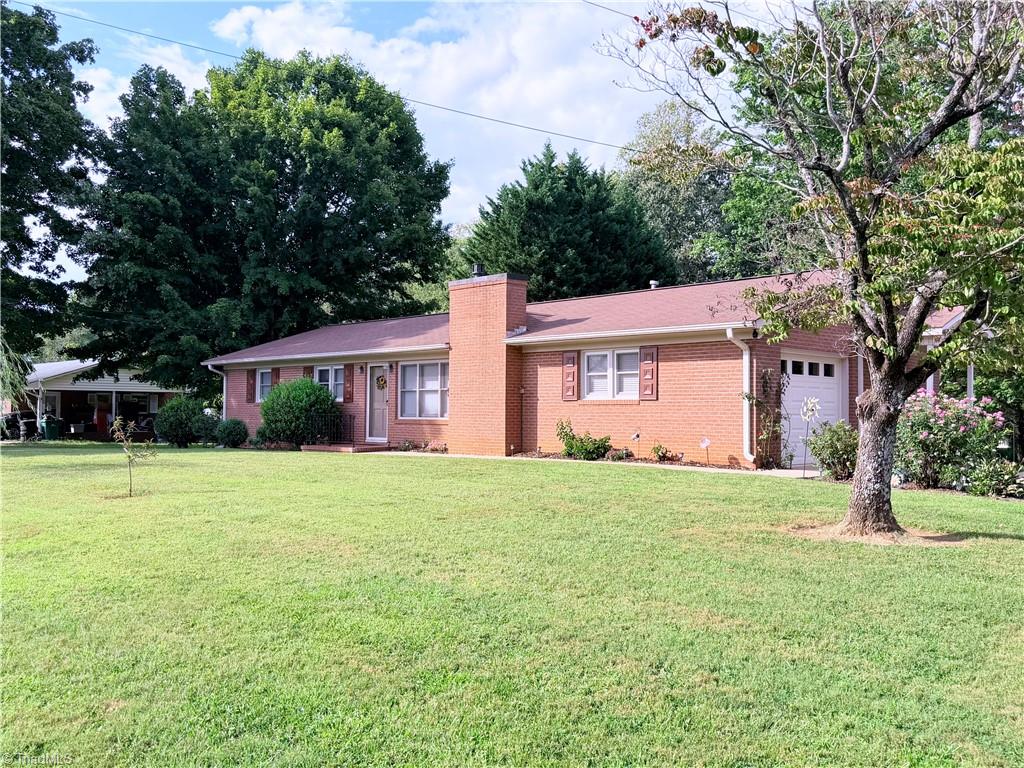 776 Country Club Drive