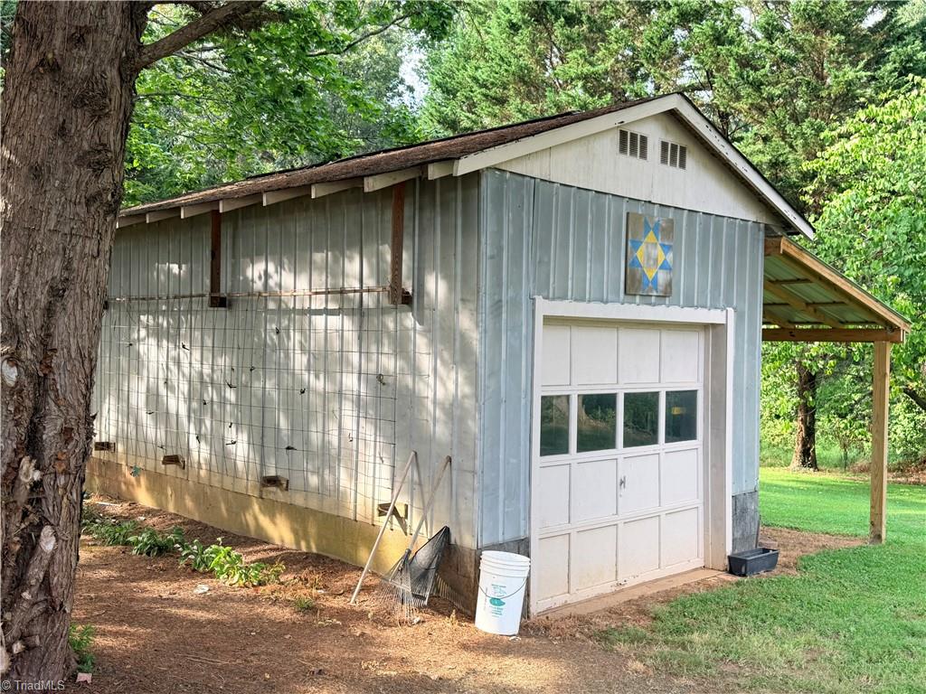 776 Country Club Drive
