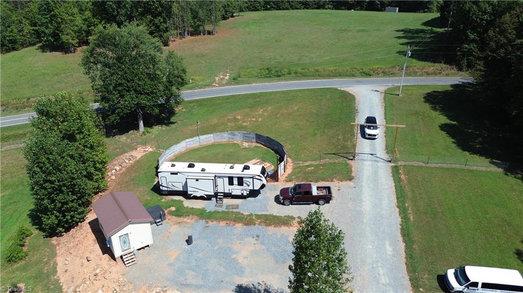 3933 Simmons Patton Road