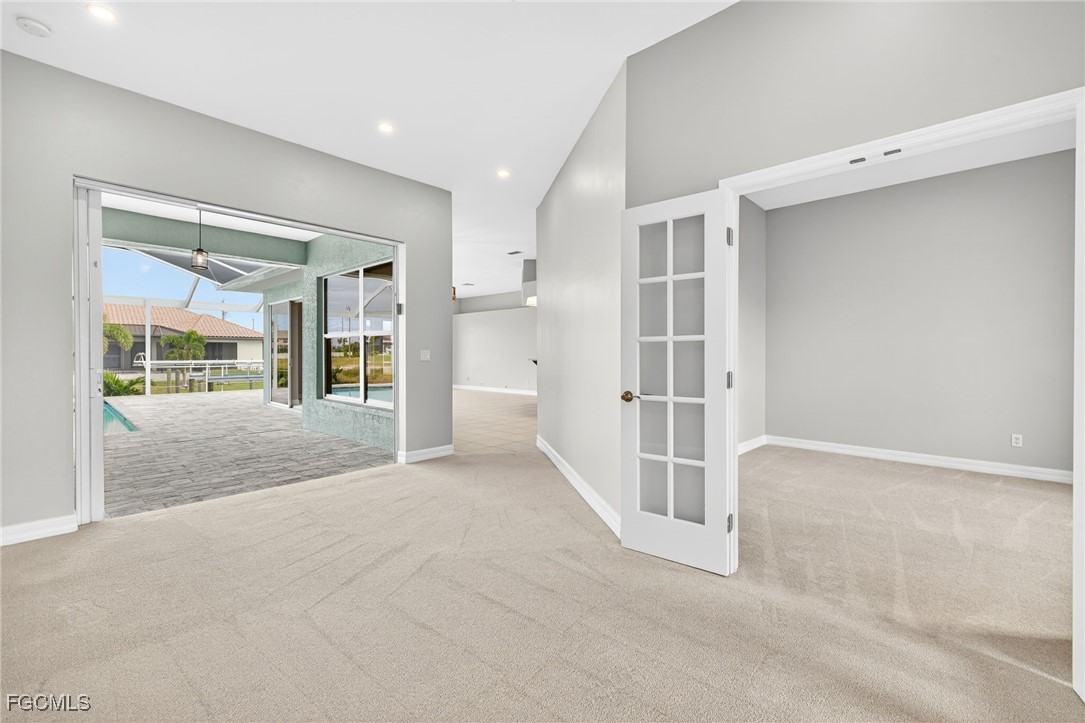 1909 SW 29th TER