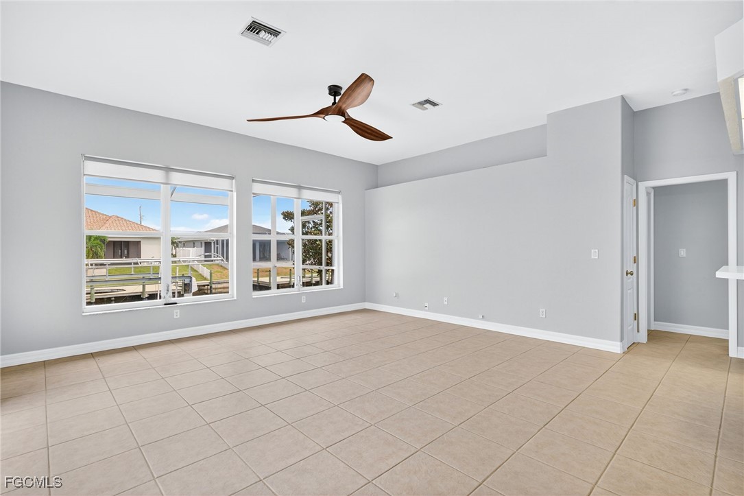 1909 SW 29th TER