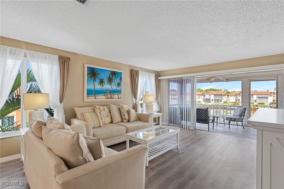 4115 SE 18th PL 201