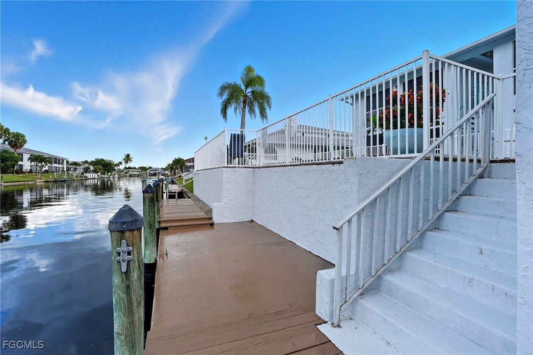 1005 SE 40th ST 4