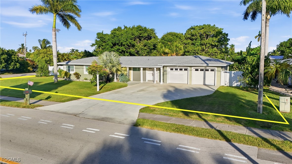 5229 Pelican BLVD