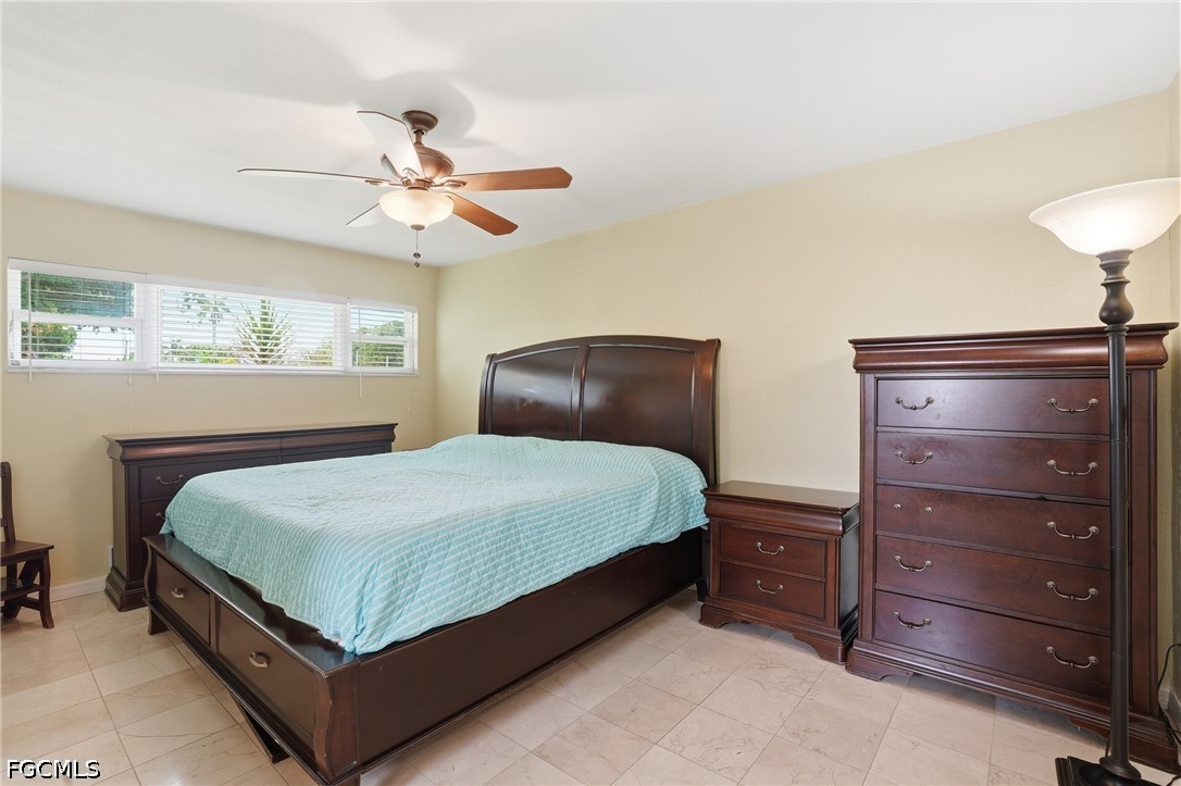 5229 Pelican BLVD
