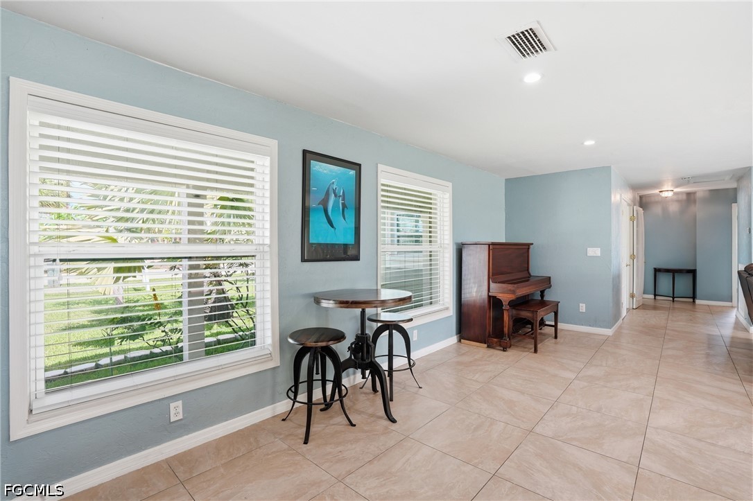5229 Pelican BLVD