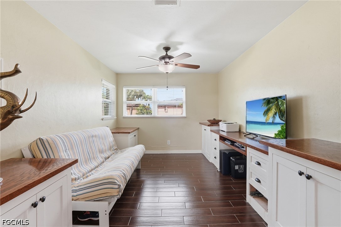 5229 Pelican BLVD