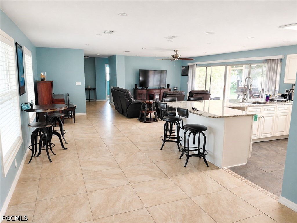 5229 Pelican BLVD