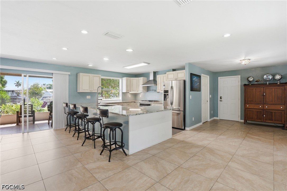 5229 Pelican BLVD