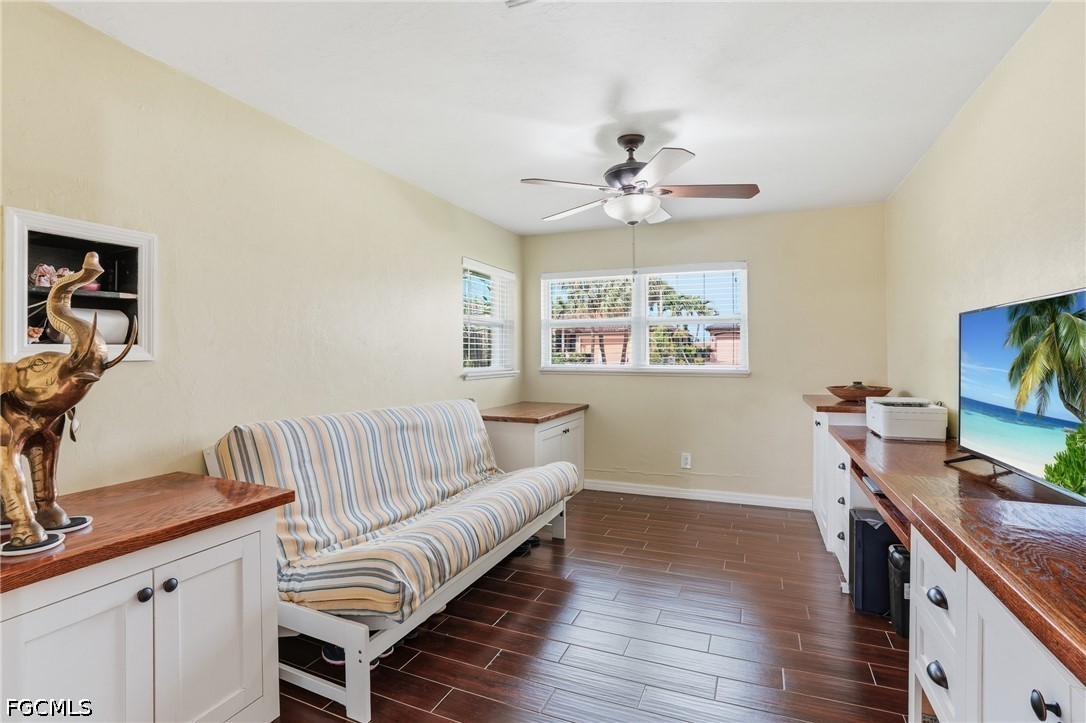 5229 Pelican BLVD