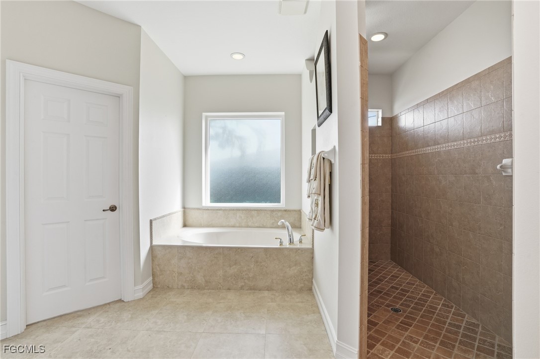 5267 Tiffany CT