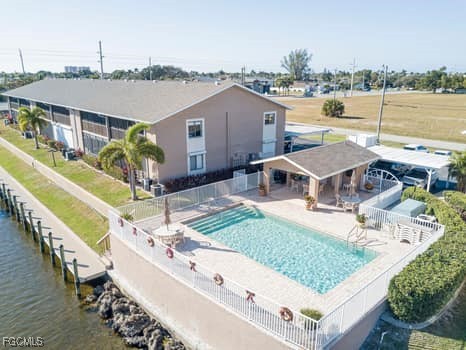 4727 SW 13th AVE 203