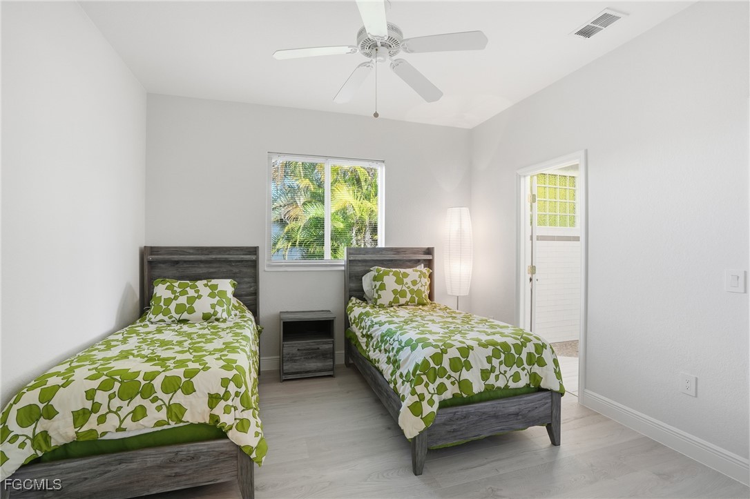 5267 Stratford CT