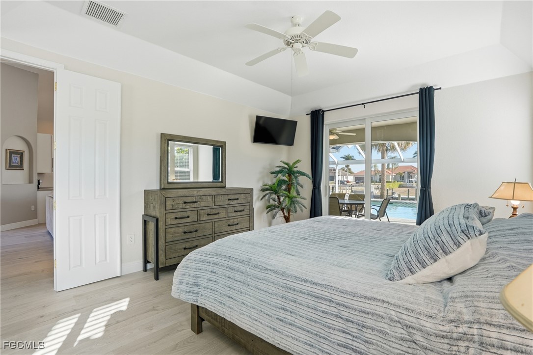 5267 Stratford CT