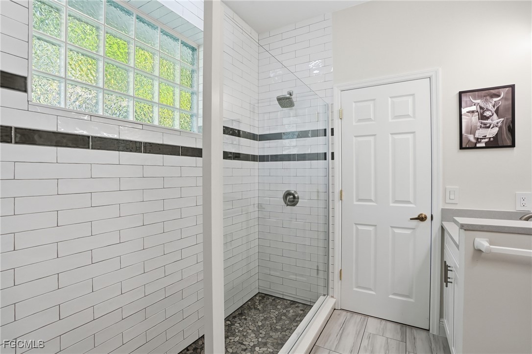 5267 Stratford CT