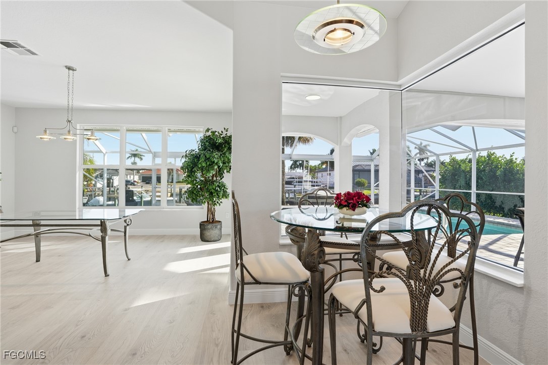 5267 Stratford CT