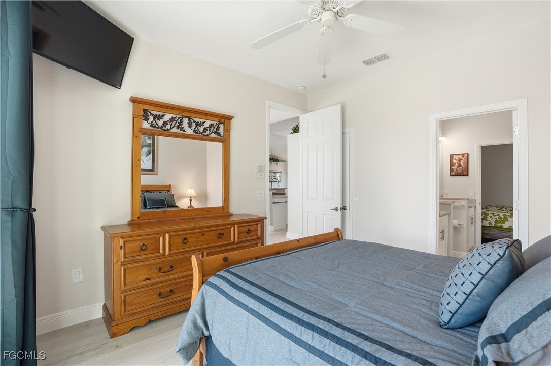5267 Stratford CT