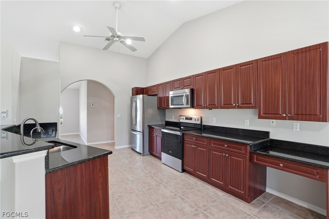 4222 NW 22nd ST
