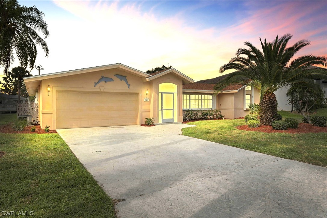 913 Dolphin DR S