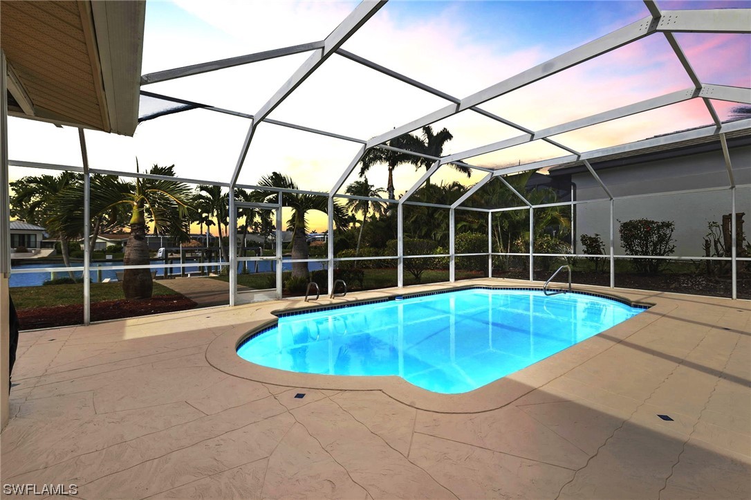 913 Dolphin DR S