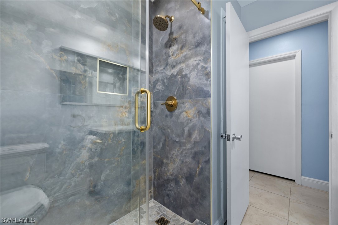 4906 Nassau CT