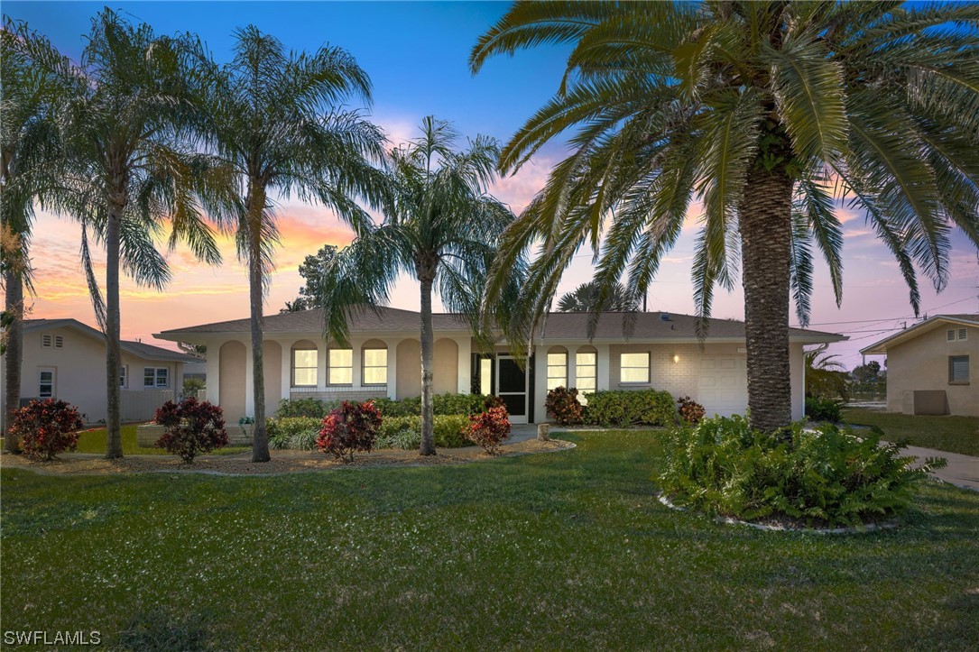 4906 Nassau CT