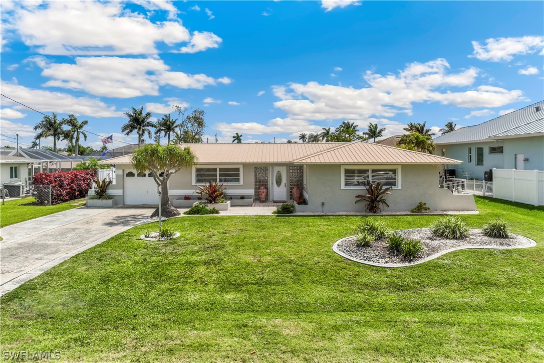 5623 E Deauville CT