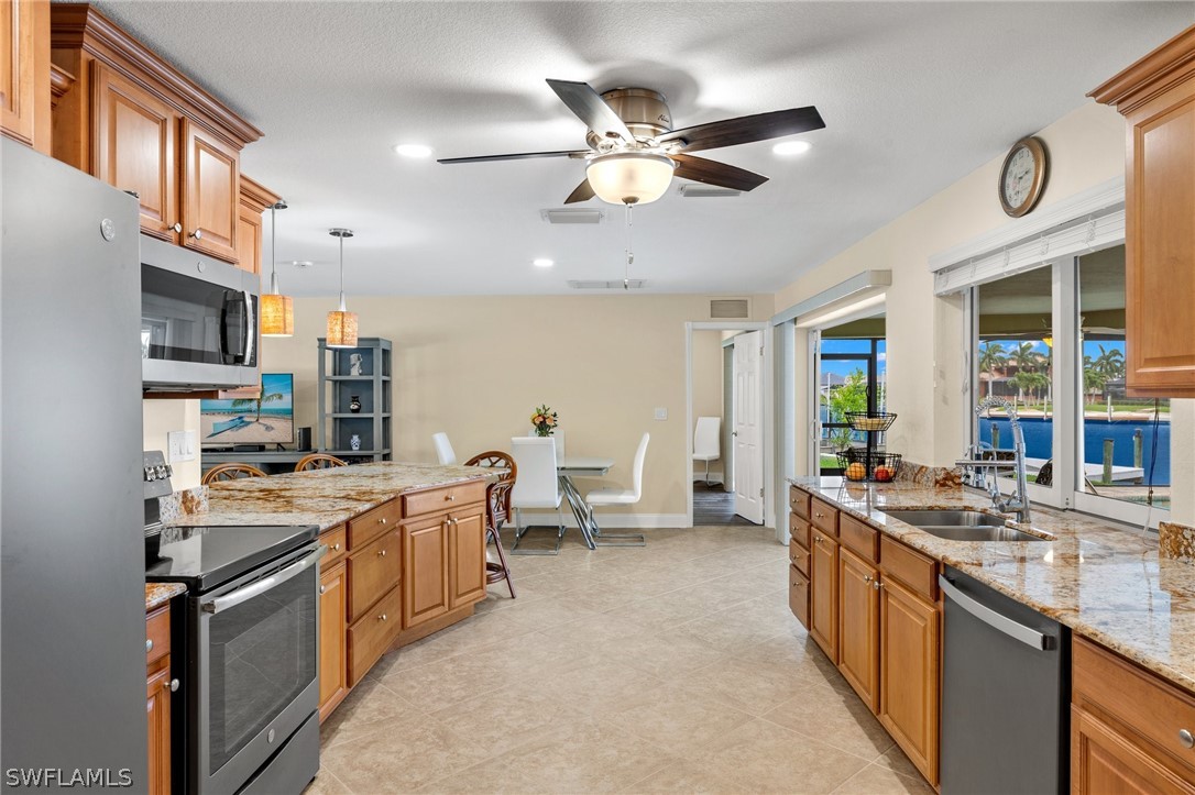 109 Bayshore DR