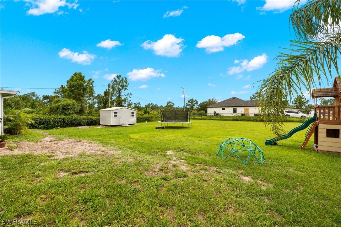 523 Leroy AVE