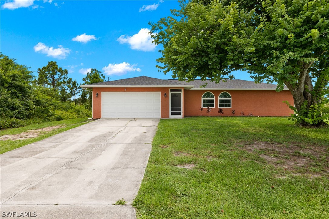 523 Leroy AVE