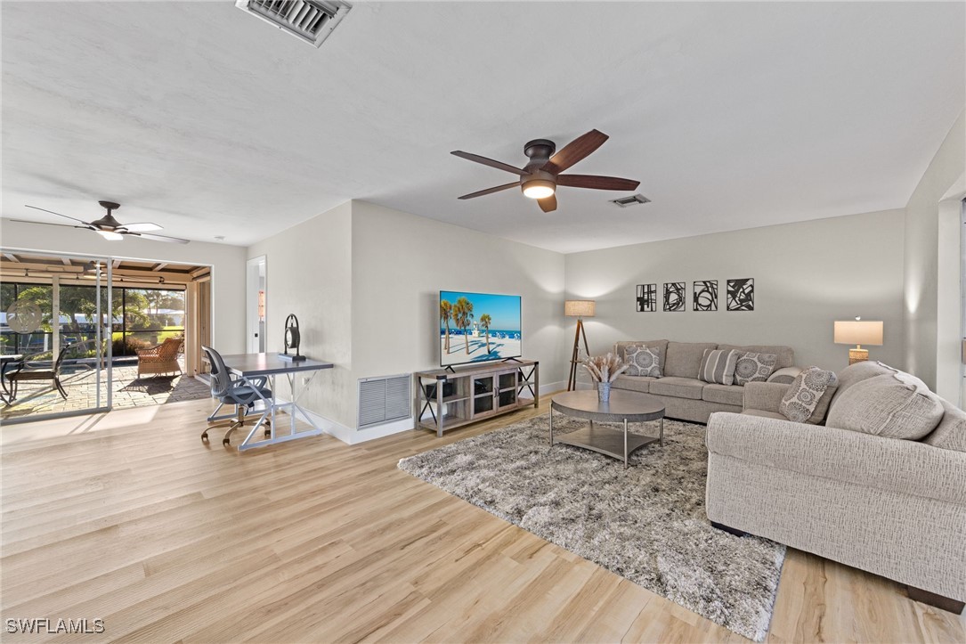5328 Delano CT
