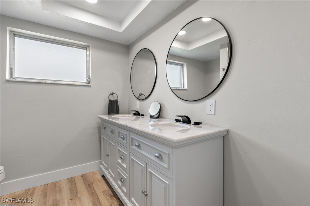 5328 Delano CT