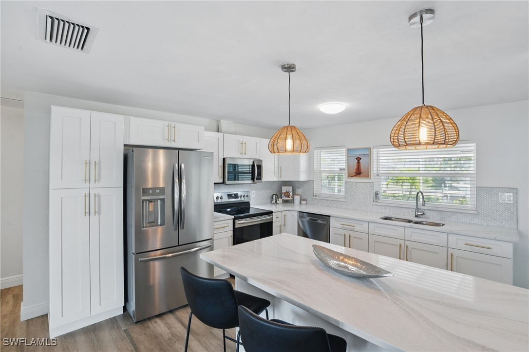 157 SW 54th ST