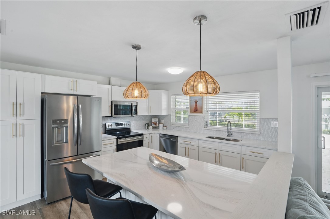 157 SW 54th ST