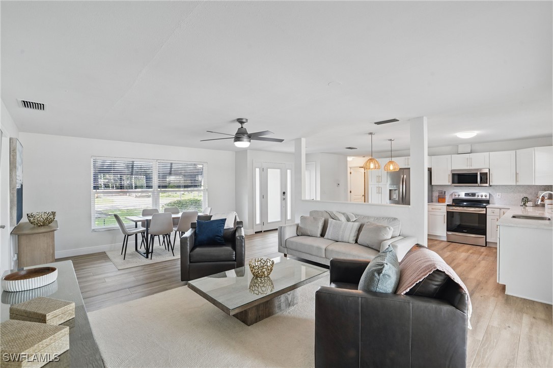 157 SW 54th ST