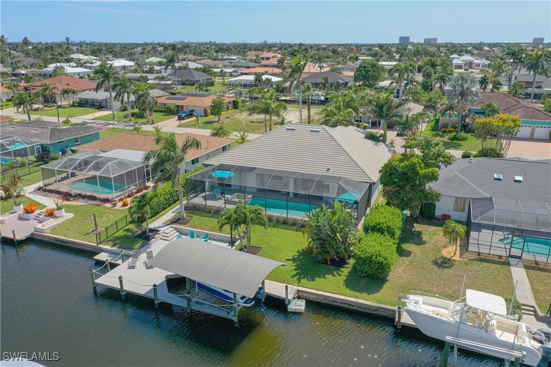 5227 Tamiami CT