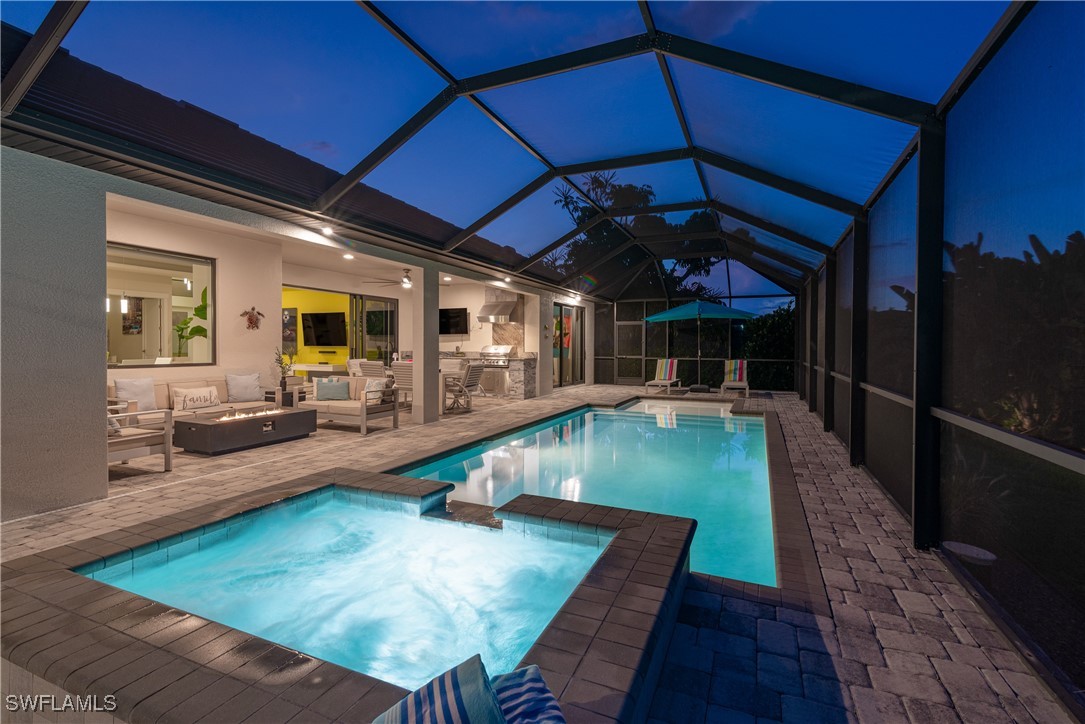 5227 Tamiami CT