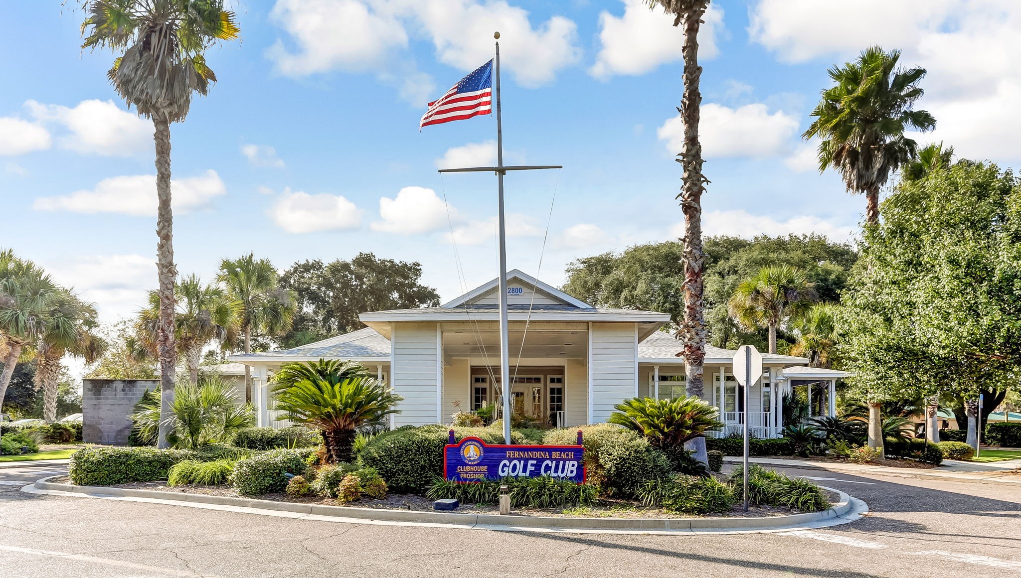 2404 LOS ROBLES DRIVE