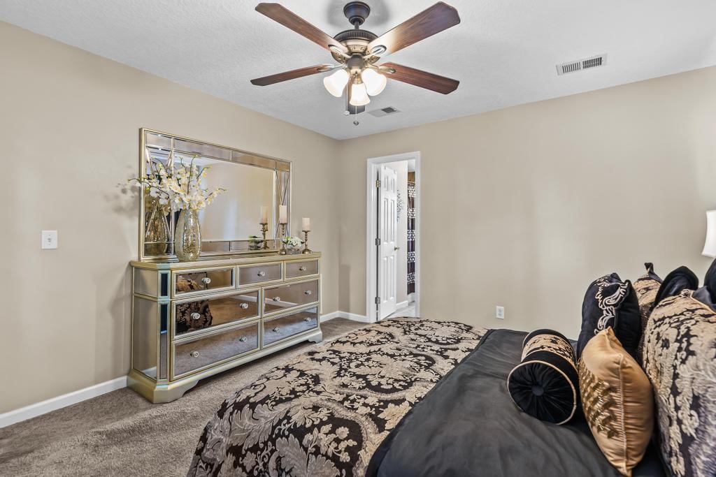 451047 OLD DIXIE HIGHWAY