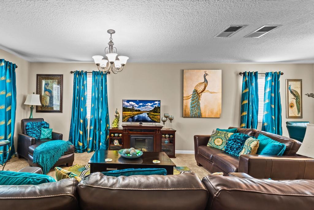 451047 OLD DIXIE HIGHWAY