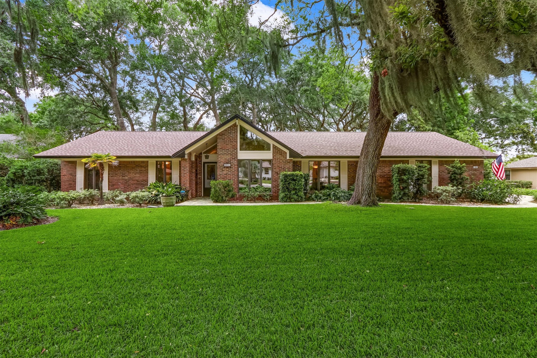 2601 VIA DEL REY ROAD