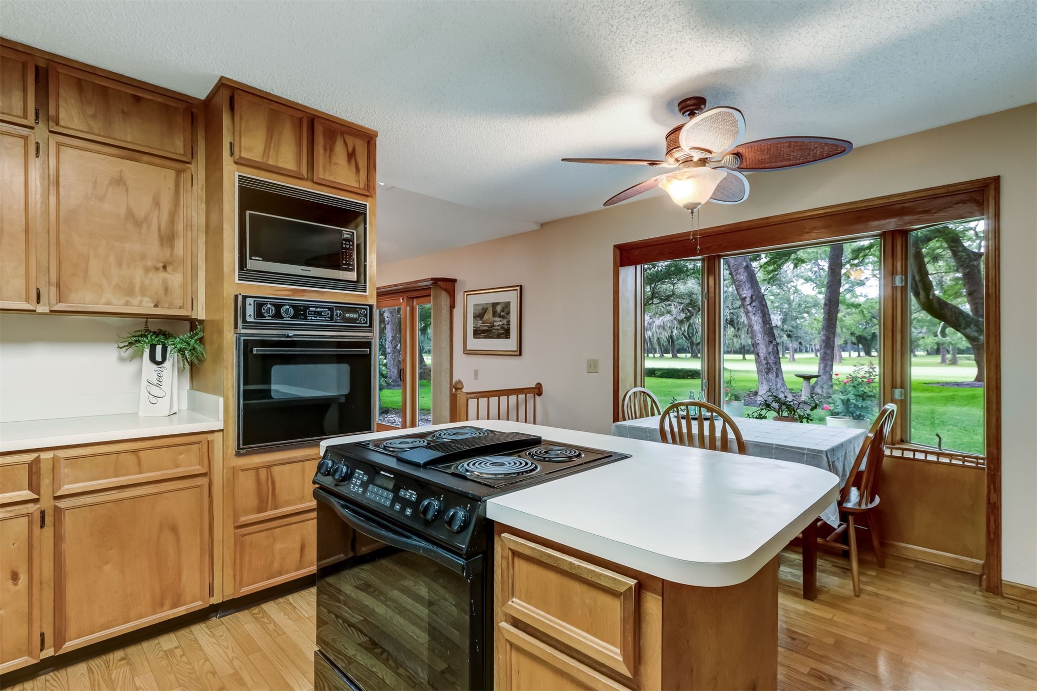 2601 VIA DEL REY ROAD
