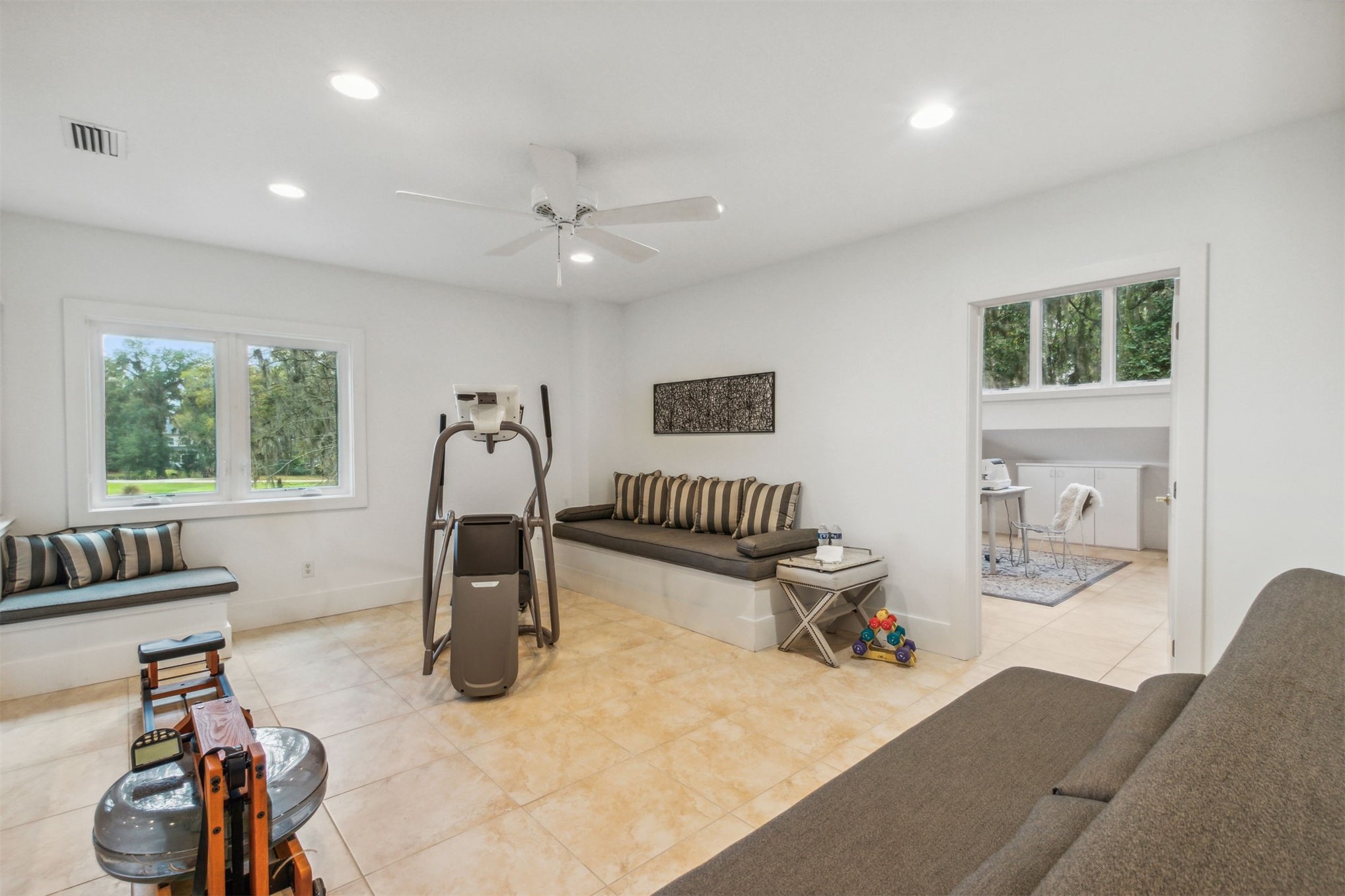 43 SEA MARSH ROAD