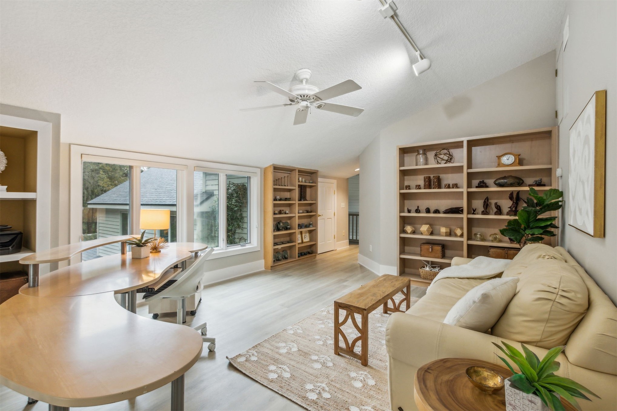 43 SEA MARSH ROAD