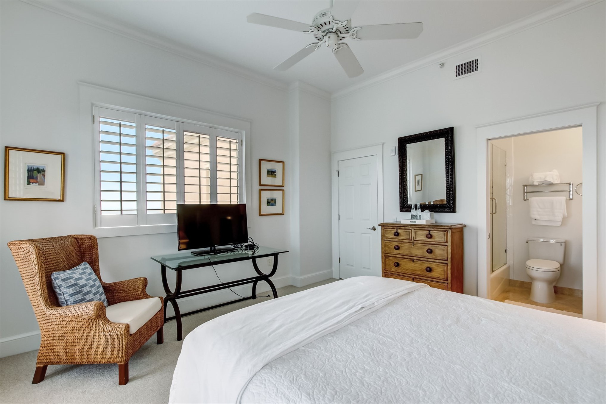 463 BEACHSIDE PLACE